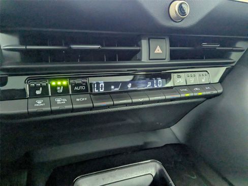 Certified 2024 Toyota Crown w/ Advanced Technology Package AWD/4WD image 22