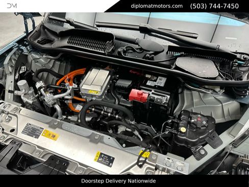 Used 2025 BMW iX xDrive50 w/ Premium Package image 47