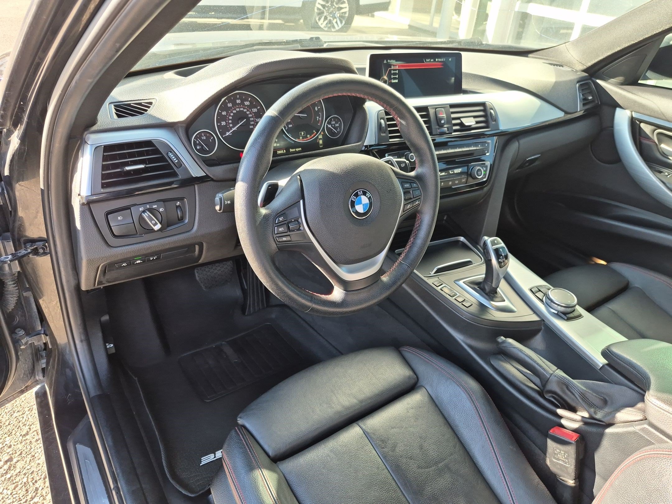 Used 2016 BMW 328i Sedan RWD image 14