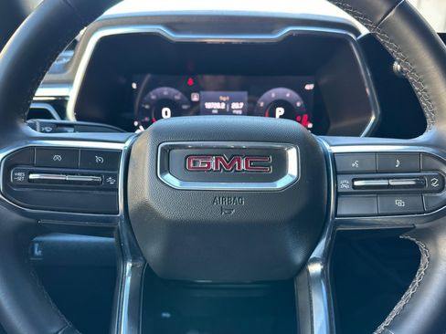 Used 2024 GMC Canyon Elevation image 29