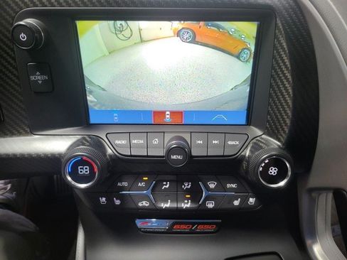 Used 2019 Chevrolet Corvette Z06 RWD image 32