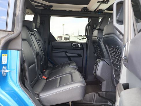 Certified 2025 Ford Bronco Badlands image 36