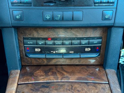 Used 2012 Mercedes-Benz E 350 4MATIC Sedan image 26