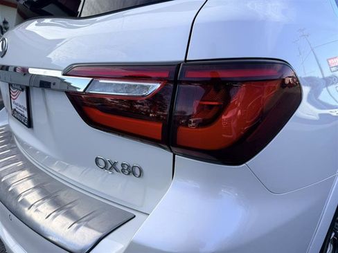 Used 2019 INFINITI QX80 Luxe w/ 22" Wheel Package AWD/4WD image 10