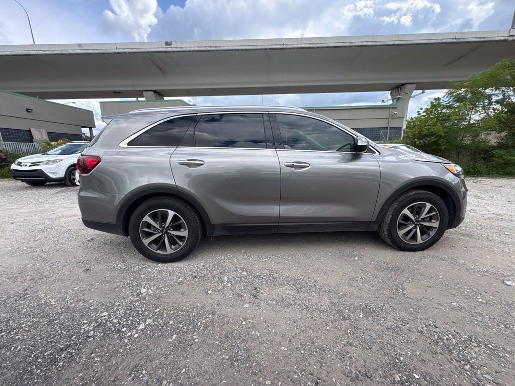 Used 2019 Kia Sorento EX FWD image 2