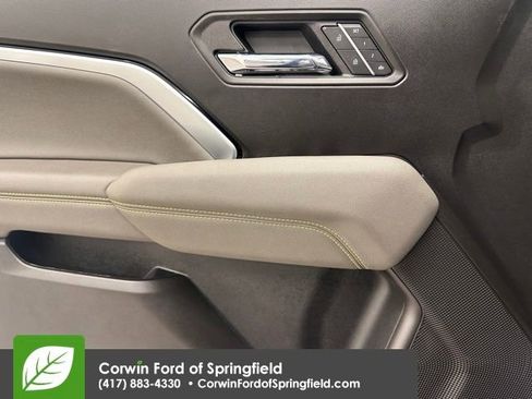 Used 2025 Chevrolet Colorado ZR2 w/ Technology Package image 35