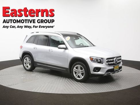 Used 2022 Mercedes-Benz GLB 250 4MATIC w/ Premium Package Lite image 48
