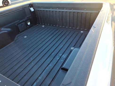 Used 2019 Toyota Tacoma TRD Off-Road image 10