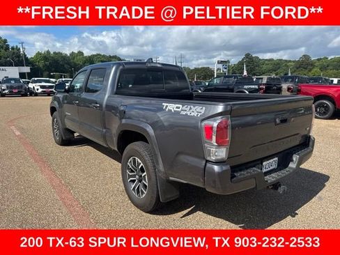 Used 2020 Toyota Tacoma TRD Sport AWD/4WD image 10