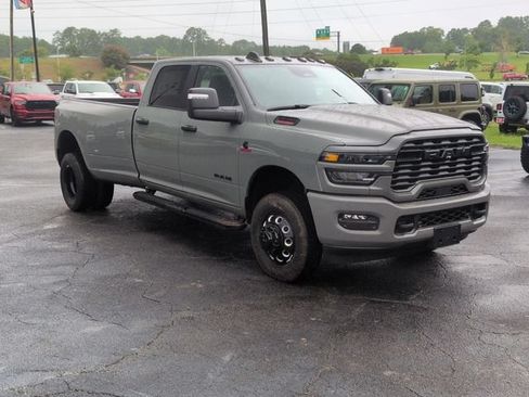 New 2026 RAM 3500 Big Horn AWD/4WD image 2