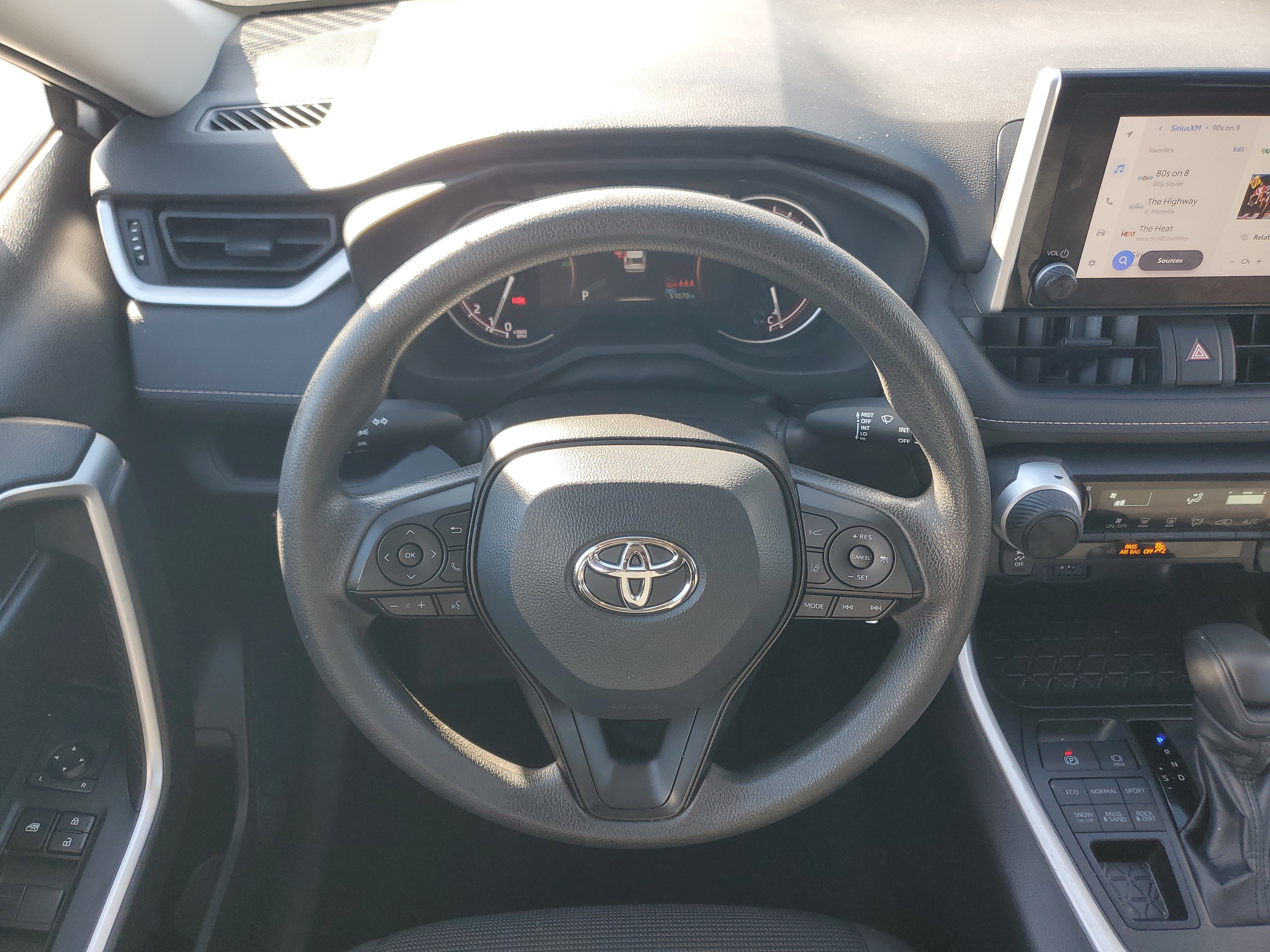 Certified 2025 Toyota RAV4 LE AWD/4WD image 21