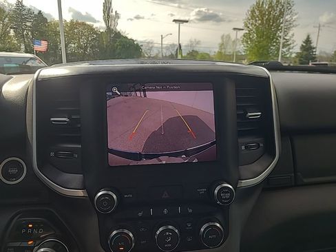 Used 2019 RAM 1500 Big Horn AWD/4WD image 18