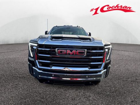 New 2026 GMC Sierra 2500 SLT w/ SLT Premium Package image 2