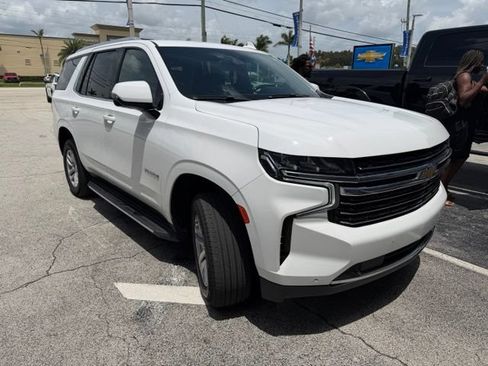 Used 2022 Chevrolet Tahoe LT w/ Luxury Package RWD image 1