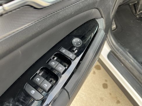 Used 2024 Kia Sportage SX image 14