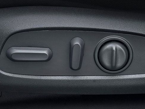 Used 2023 Chevrolet Equinox RS image 21