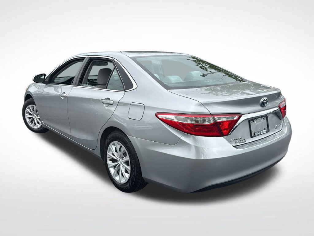 Used 2016 Toyota Camry LE FWD image 5