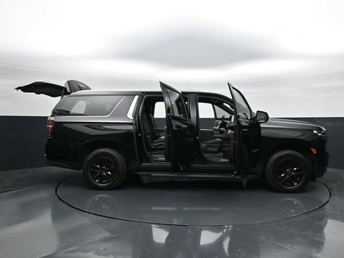 Used 2021 Chevrolet Suburban LT AWD/4WD image 58