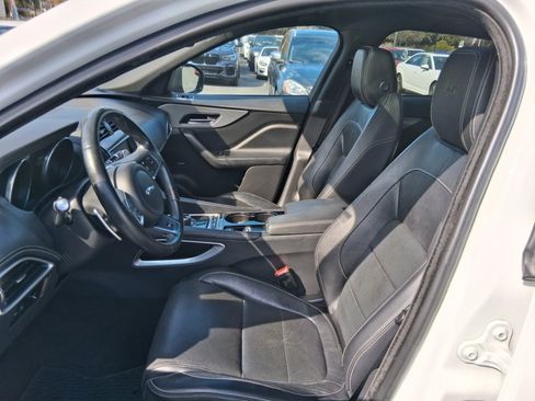 Used 2017 Jaguar F-PACE S AWD/4WD image 9