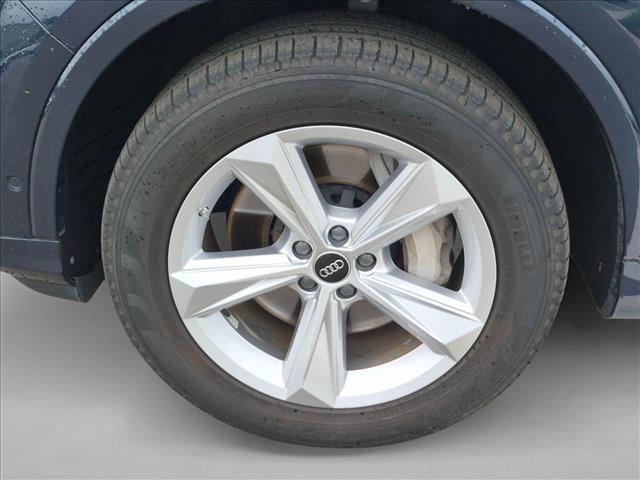 Used 2023 Audi Q7 3.0T Premium w/ Convenience Package AWD/4WD image 10