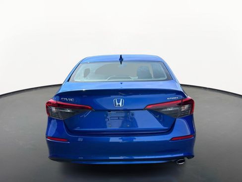 Used 2023 Honda Civic Sport image 4