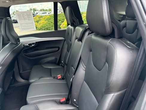 Certified 2023 Volvo XC90 B5 Core w/ Climate Package AWD/4WD image 32