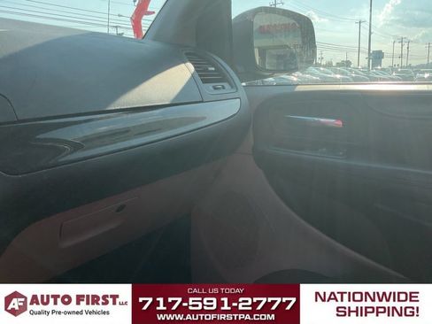 Used 2017 Dodge Grand Caravan SE FWD image 14