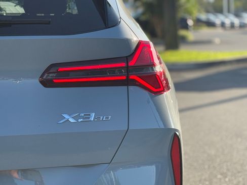 Used 2025 BMW X3 xDrive30i w/ Premium Package image 14