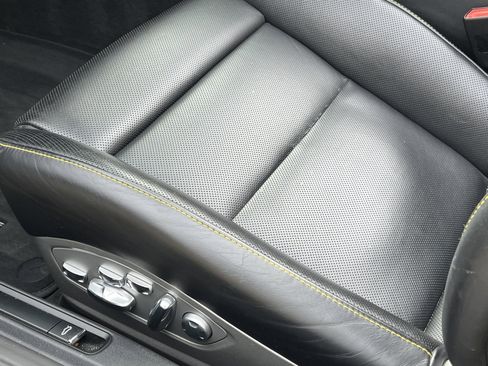 Certified 2019 Porsche 911 Turbo S image 32