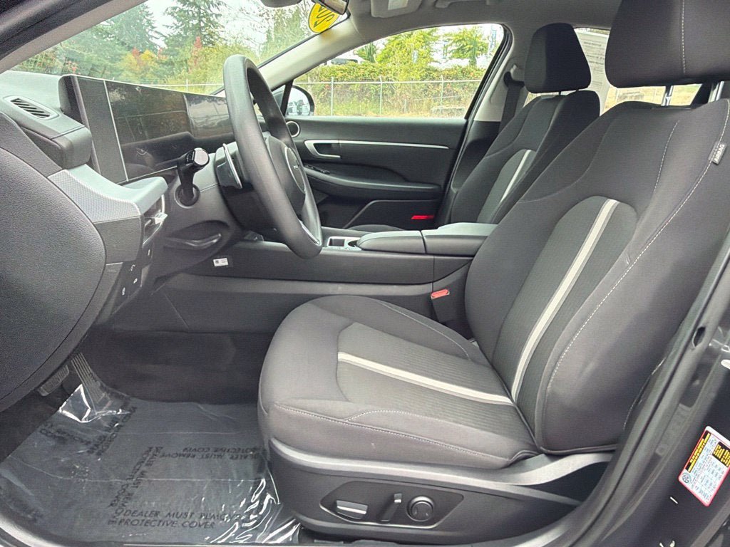 Used 2024 Hyundai Sonata SEL FWD image 15