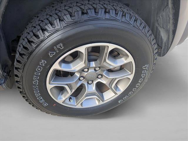 Used 2022 Jeep Cherokee Trailhawk AWD/4WD image 18