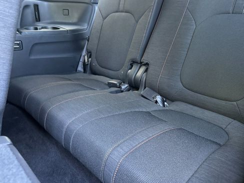 Used 2025 Honda Pilot Sport image 28