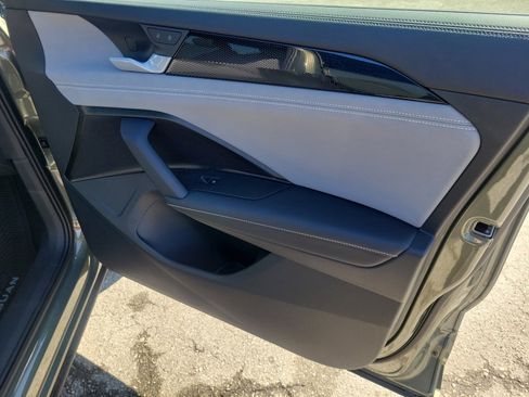 New 2026 Volkswagen Tiguan SE R-Line image 31