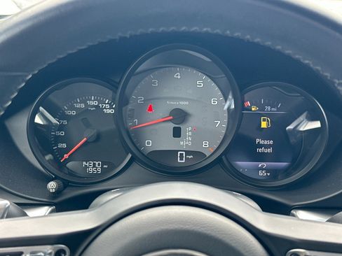 Used 2022 Porsche 718 Boxster S RWD image 19