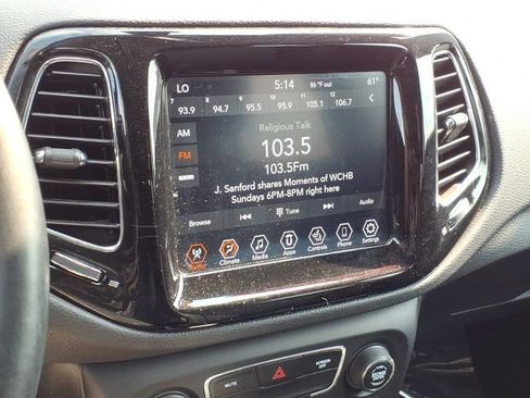 Used 2019 Jeep Compass Limited AWD/4WD image 24