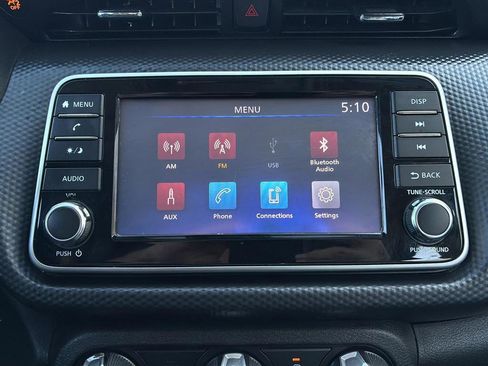 Used 2022 Nissan Kicks S FWD image 18
