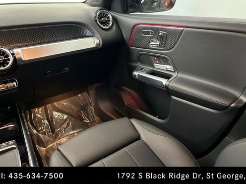 Certified 2025 Mercedes-Benz GLB 250 4MATIC image 10
