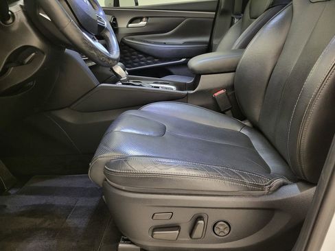 Used 2020 Hyundai Santa Fe Limited w/ Cargo Package image 4