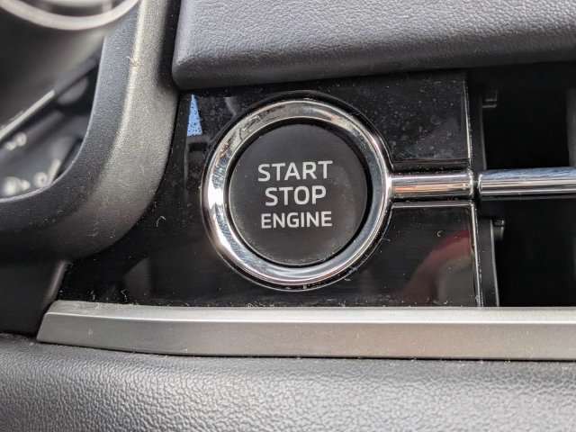 Used 2024 Mitsubishi Outlander SE AWD/4WD image 29