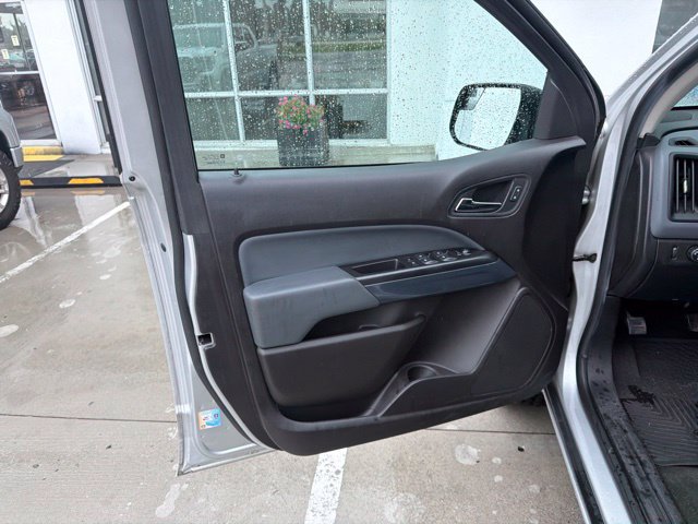 Used 2018 Chevrolet Colorado Z71 AWD/4WD image 12