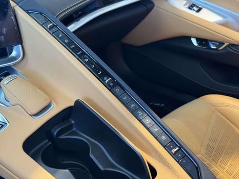Used 2023 Chevrolet Corvette Stingray Preferred Conv w/ Z51 Performance Package RWD image 27