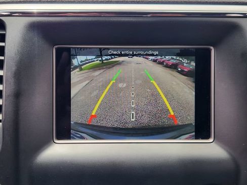 Used 2021 Jeep Grand Cherokee Laredo RWD image 18