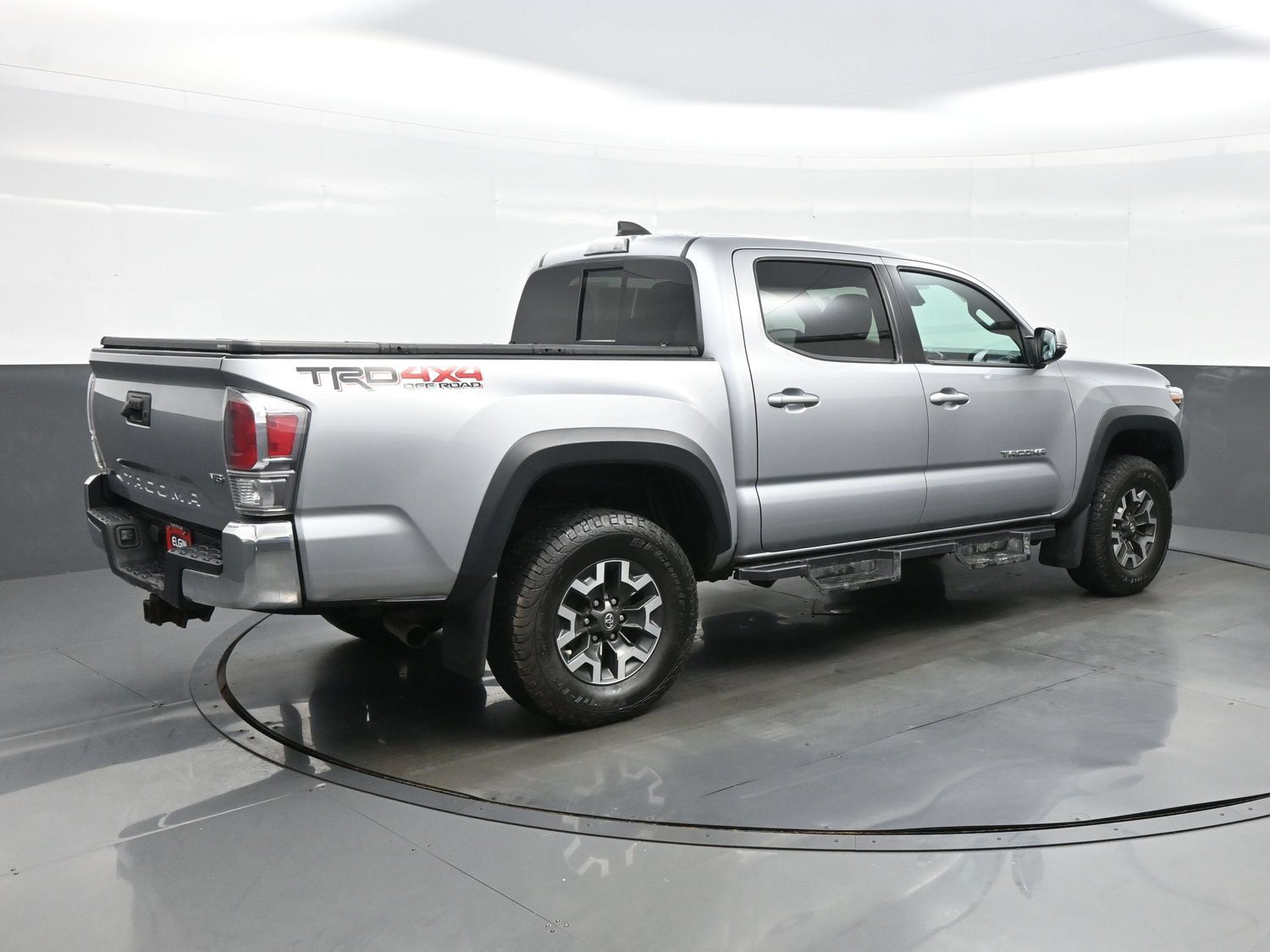 Used 2020 Toyota Tacoma TRD Off-Road AWD/4WD image 6