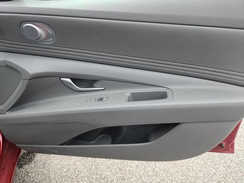 Certified 2024 Hyundai Elantra SEL w/ Convenience Package FWD image 35