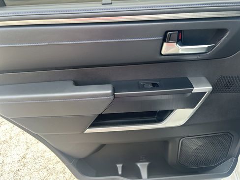 Used 2023 Toyota Sequoia Platinum image 30