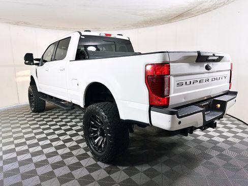 Used 2022 Ford F250 Lariat image 5