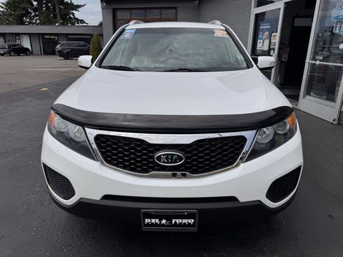 Used 2013 Kia Sorento LX AWD/4WD image 3