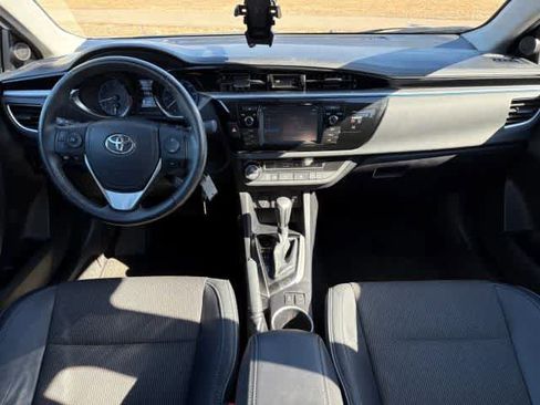 Used 2015 Toyota Corolla S image 17