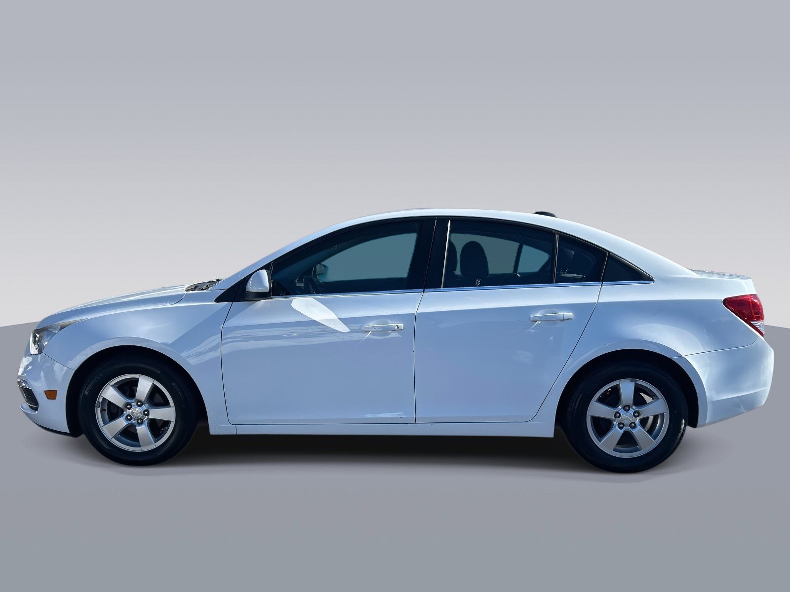 Used 2015 Chevrolet Cruze LT FWD image 6