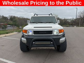 Used 2011 Toyota FJ Cruiser 4WD w/ Upgrade Pkg video 2
